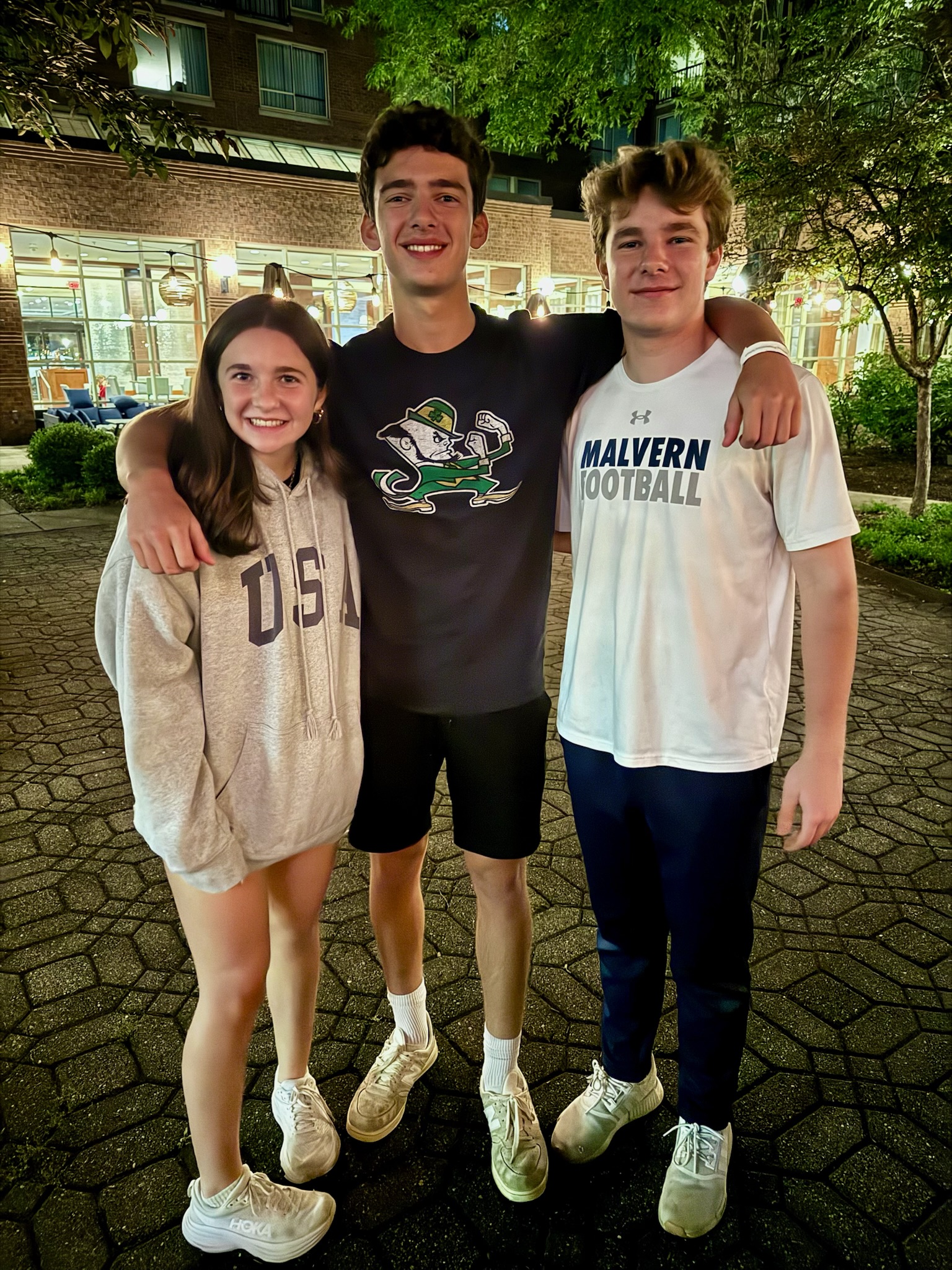 KT with friends